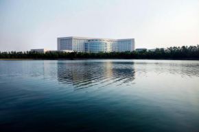 Renaissance Tianjin Lakeview Hotel